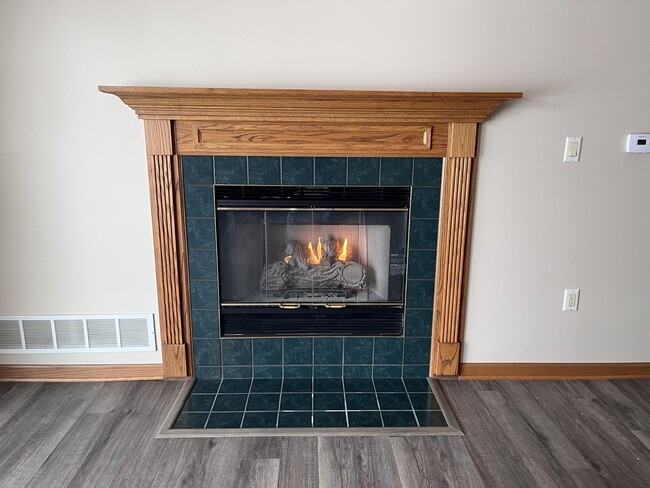 Photo - 280 S Lar-Ann St