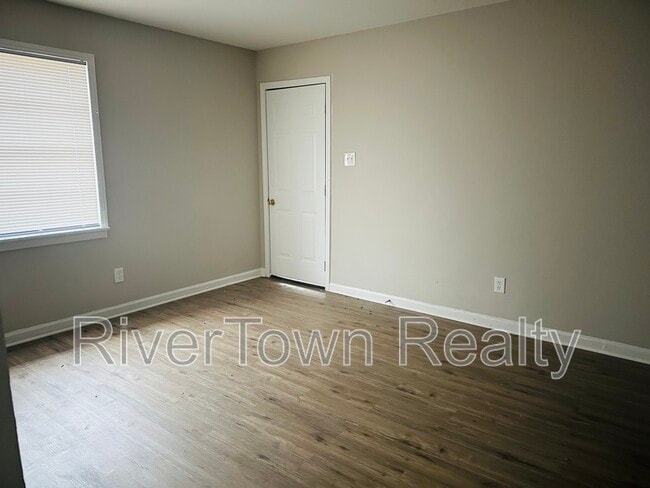 Photo - 3253 Ford Rd