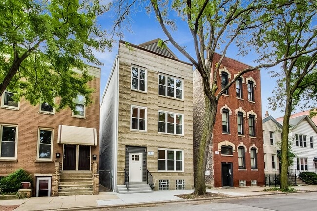 Photo - 815 S Carpenter St Apartment Unit 1F
