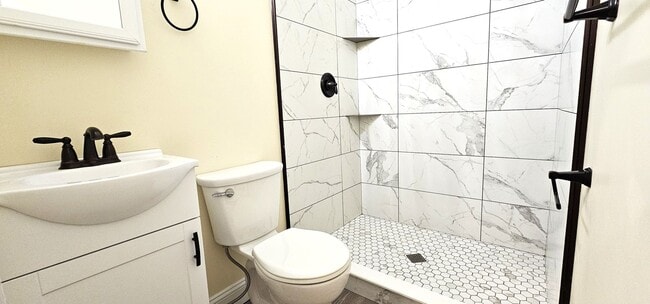 Photo - 207 S Union St Unit 207 South Union St #4