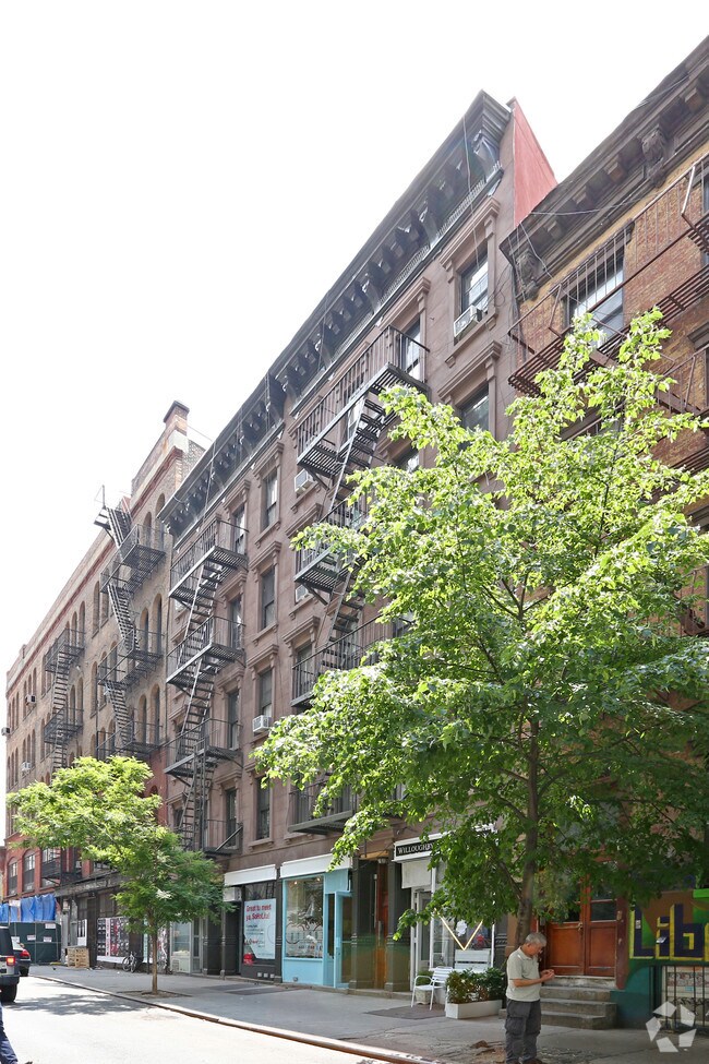 6 Spring St