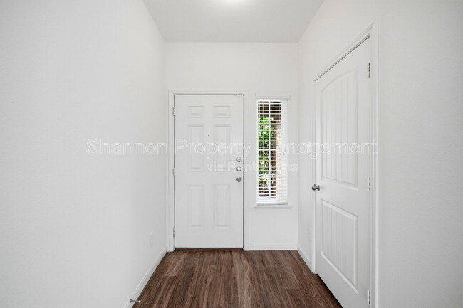 Photo - 10322 Urban Oak Trl