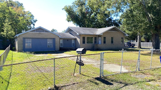 Photo - 1017 Audubon Ave