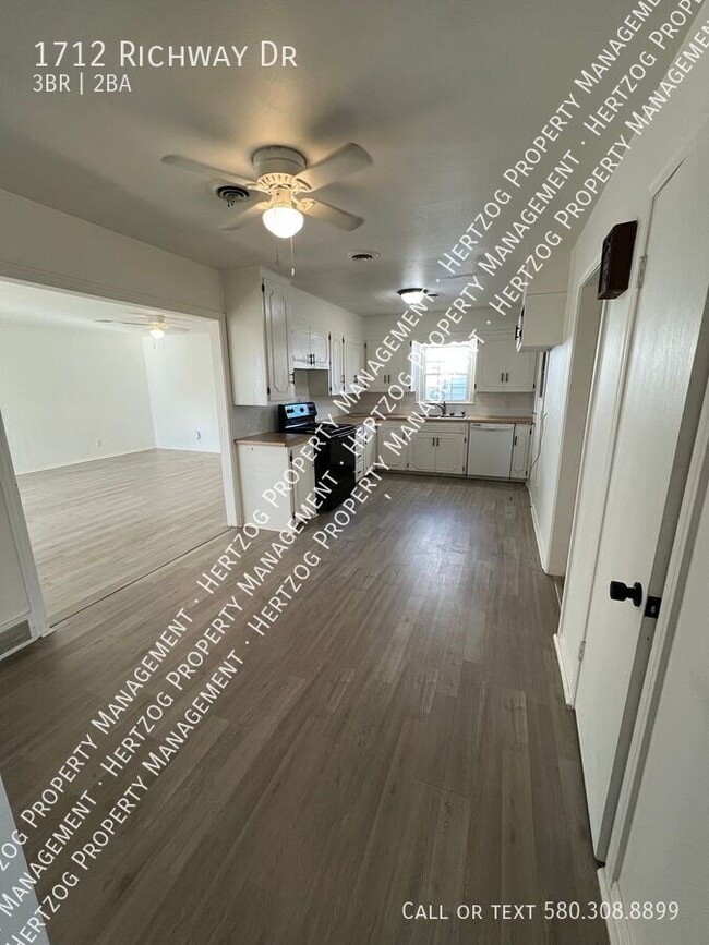 Photo - 1712 Richway Dr