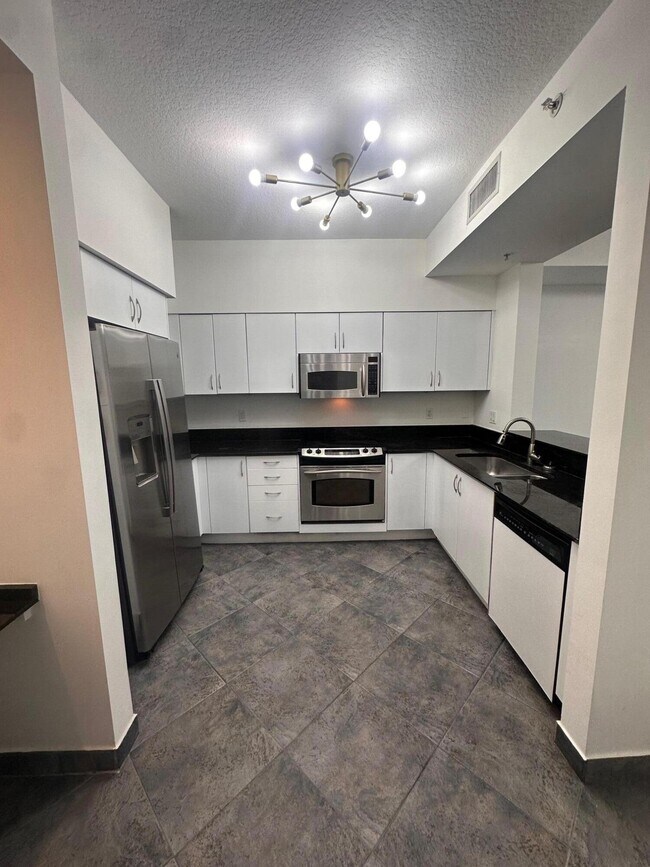 Photo - 233 S Federal Hwy Unit 208