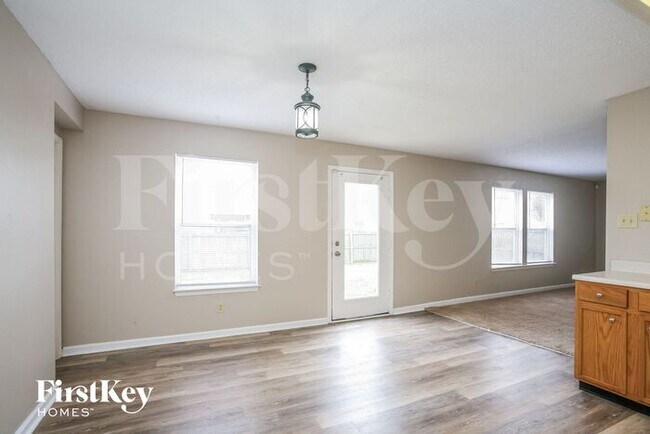 Photo - 9127 Stones Bluff Ln