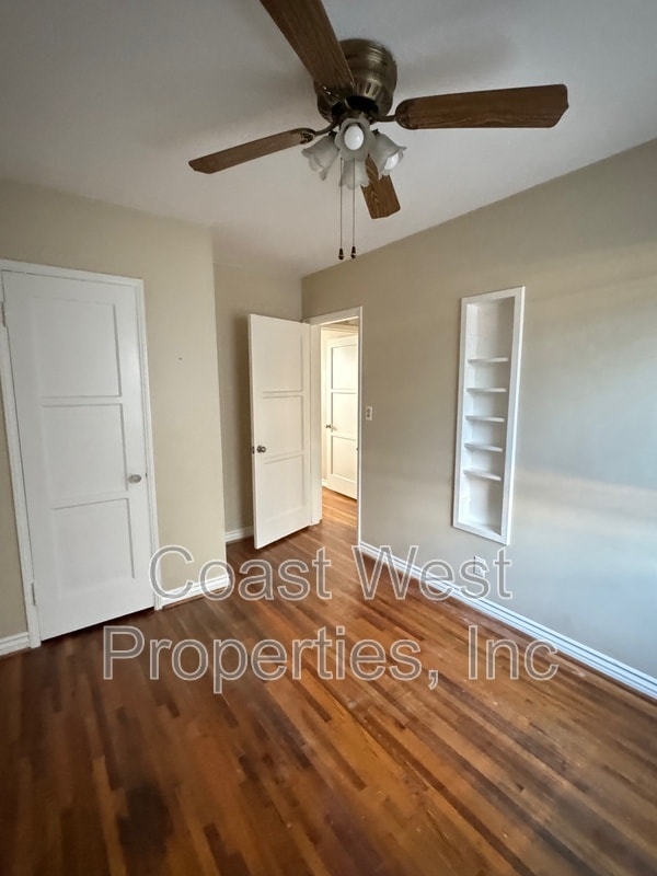 Photo - 1047 Loring St