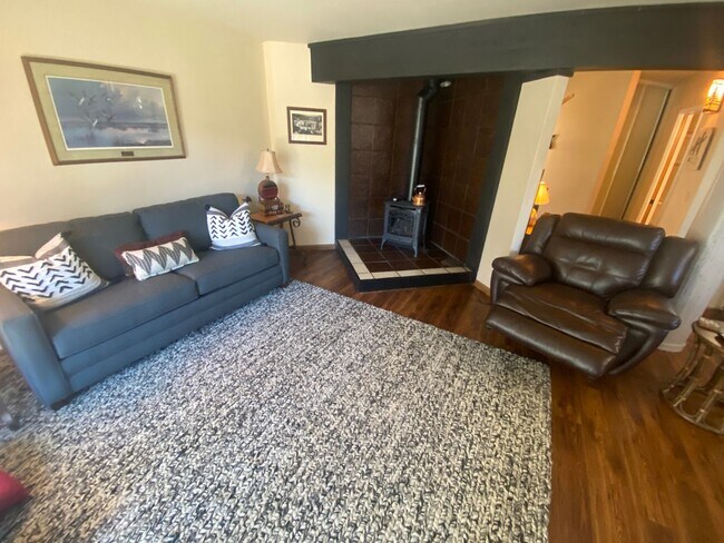 Photo - Donner Lake Condo Roommate Wanted Unidad 9