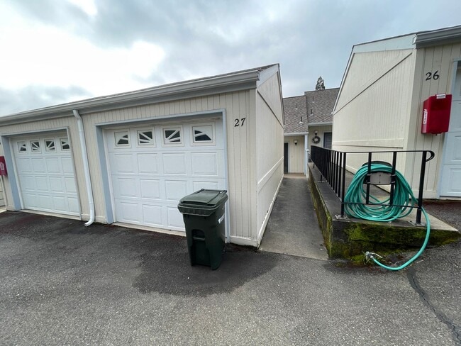 Building Photo - Payd27 Unit SFR