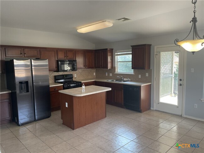 Photo - 3208 Clinton Pl