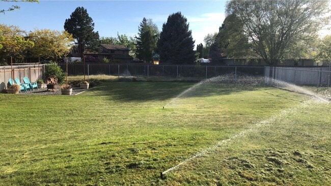 Photo - 313 N Oklahoma St