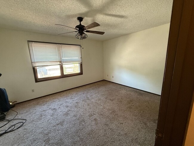 Photo - 3 bedroom, 2 bath new Centennial Lake