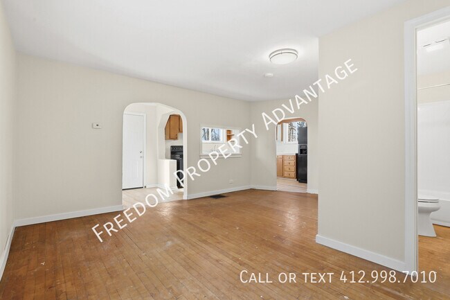 Photo - 57 Aylesworth Ave