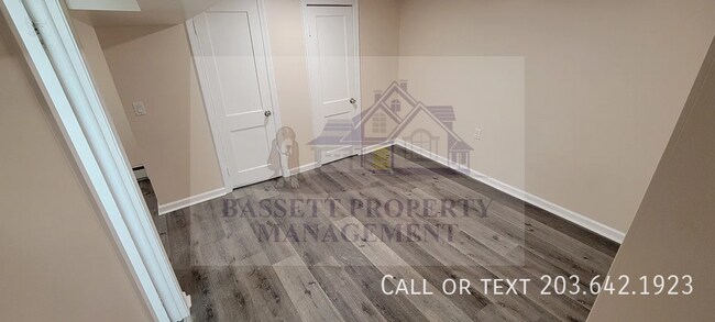Photo - 13 Meridian St