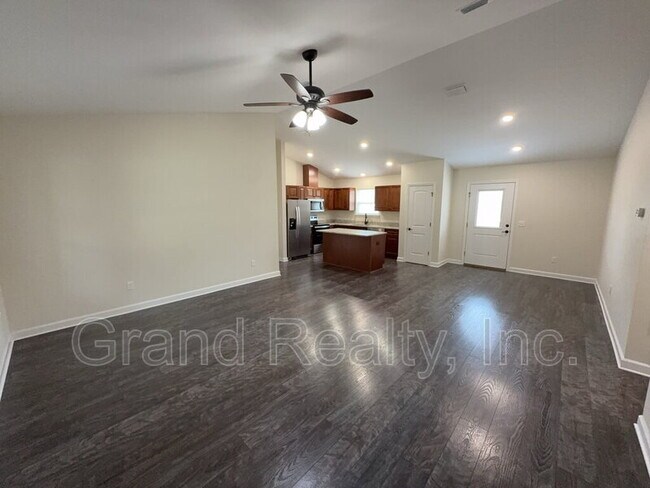 Photo - 4025 Brittany Ln