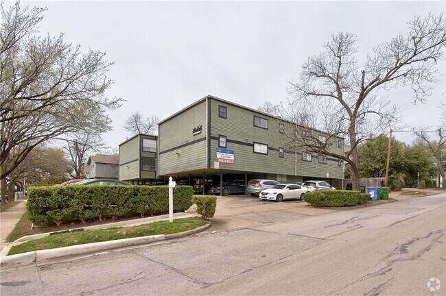 Building Photo - 2200 San Gabriel St Unit 303 Rental