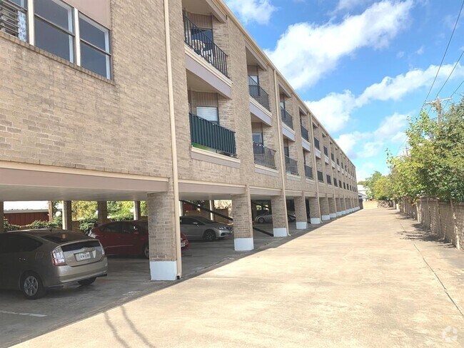 Building Photo - 3316 Guadalupe St Unit 209 Rental