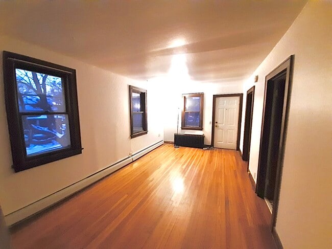 Building Photo - 1310 W 28th St Unit 3 Rental