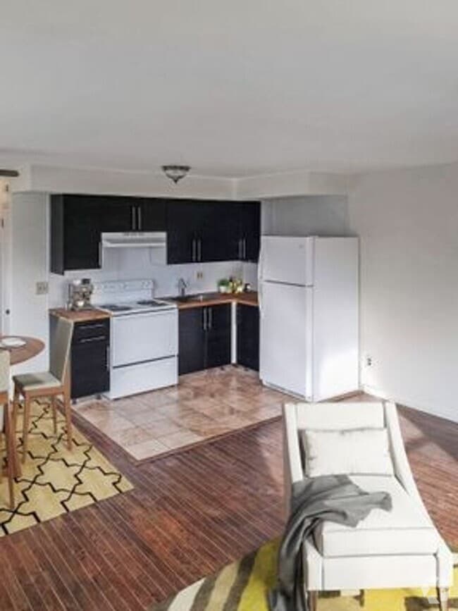 Building Photo - 1 Bed / 1 Bath Available in Lansdale Unit B1 Rental