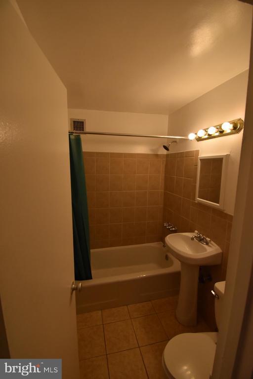 Photo - 1121 Arlington Blvd Unidad 435