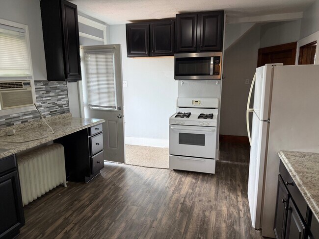 Photo - 407 Elm Rd Unit 2nd Floor