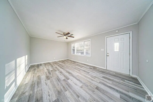 Photo - 308 Butler St