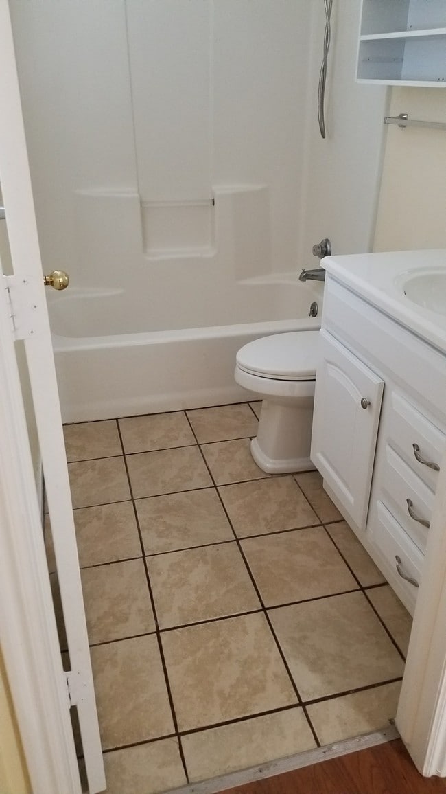 Photo - 3056 Festival Dr W