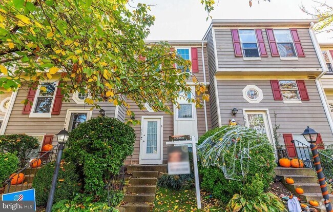 Building Photo - 1679 Fieldthorn Dr Rental