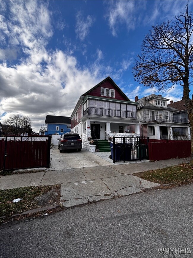 Building Photo - 432 Wohlers Ave