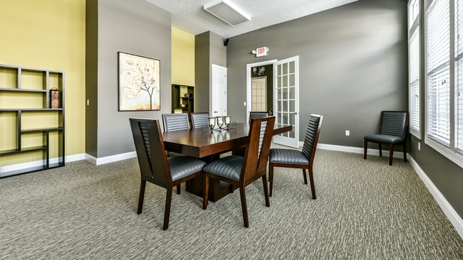 Photo - Foxmoor Apartments and Condominiums