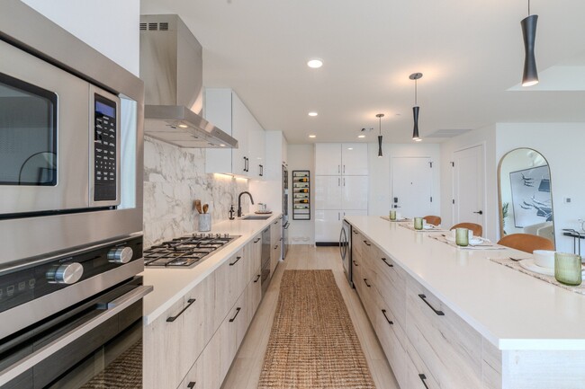 Model Home Kitchen Gables Riverwalk - Gables Riverwalk