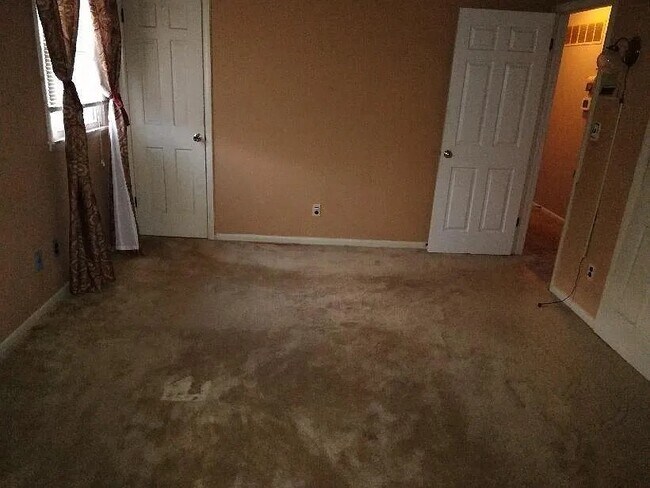 Photo - 7823 Perry Rd