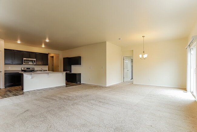 Photo - 535 Hermosa St