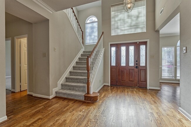 Photo - 15 W Stony End Pl