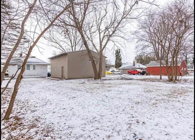 Photo - 1013 W 20th St