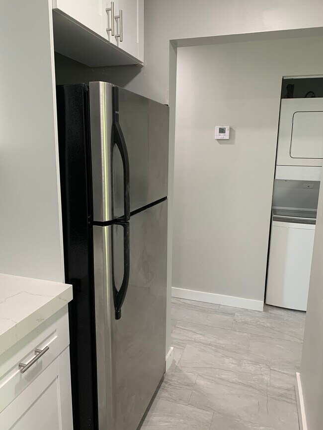 Stacked Washer & Dryer - 3225 N Andrews Ave Unit 4