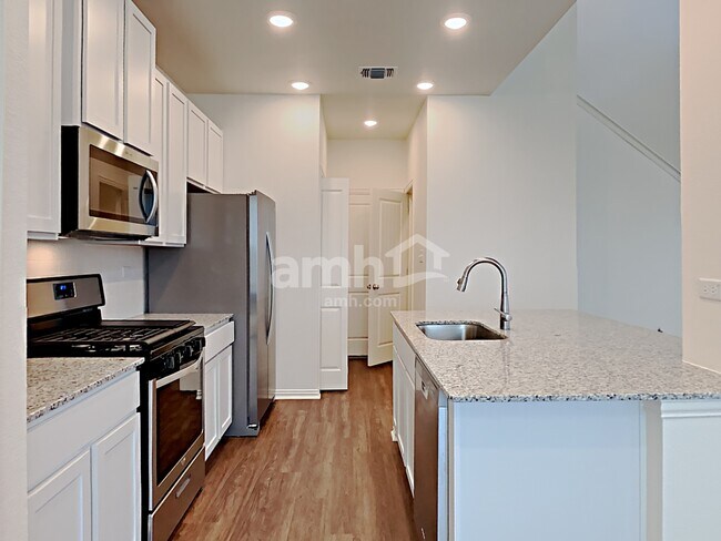 272 Aspen Waters