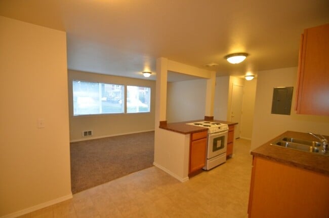 Photo - 7421 212th St SW Unit Edmonds Condo