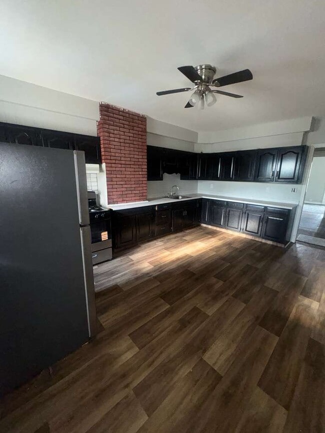 Photo - 427 1st St Unidad 427 1st St