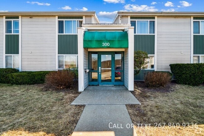 Building Photo - 100 College Park Dr Unit 102 Rental