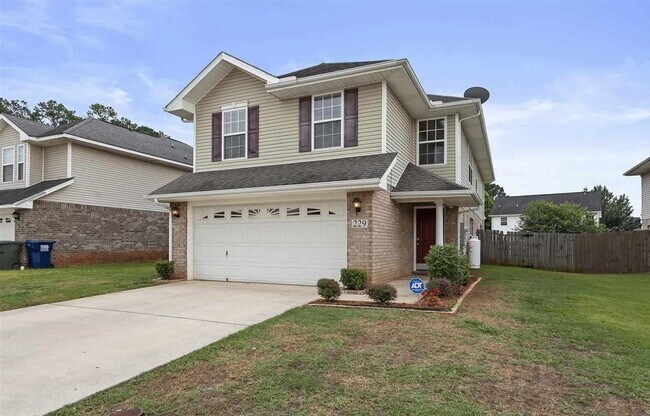 Building Photo - COMING SOON 5 Bedroom | 2.5 Bathroom Home