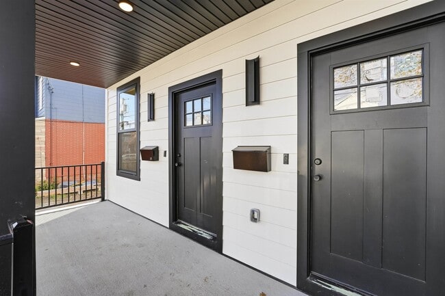 Photo - 25 Lembeck Ave Unit 1