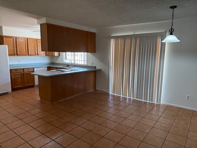 Photo - 2105 E Colgate Dr