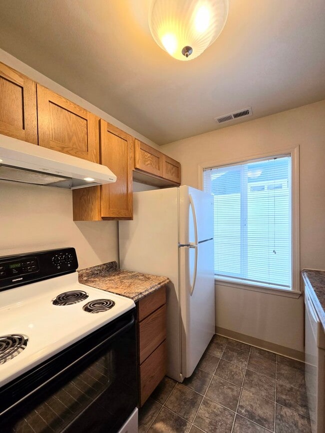 Photo - 1231/1233 Montana St. Duplex Unit 1233