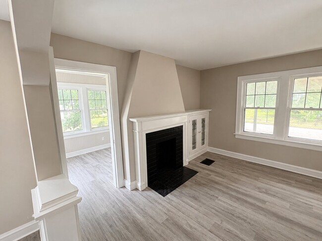 Photo - 510 Hilltonia Ave
