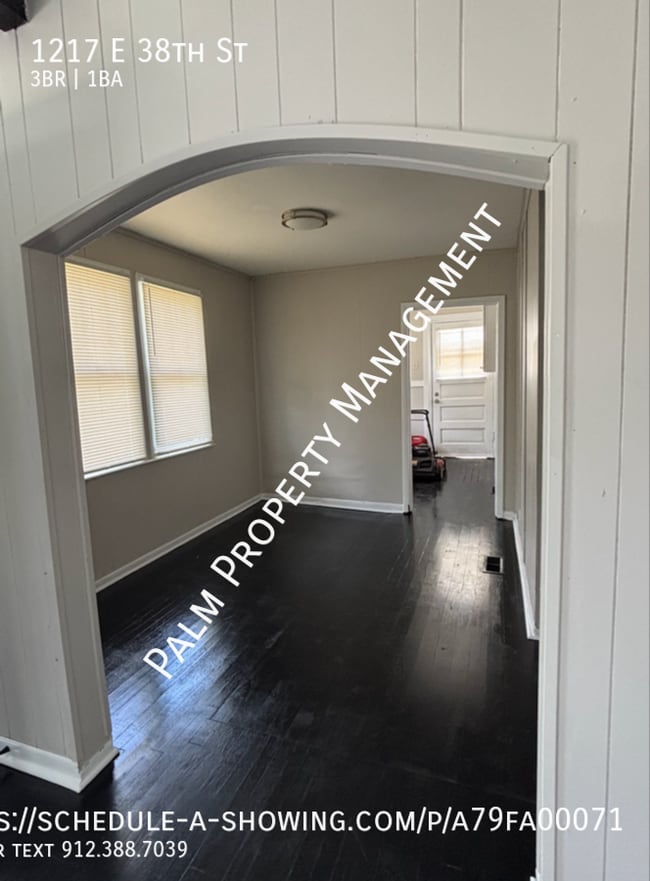 Photo - 1217 E 38th St