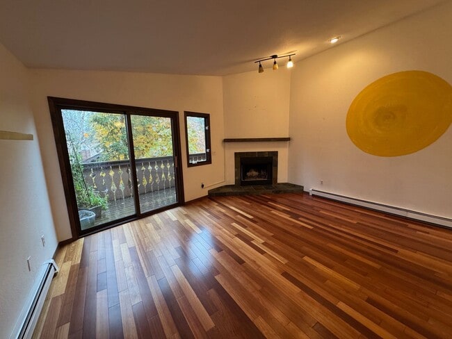 Photo - 2 Bedroom Close to U-Med District