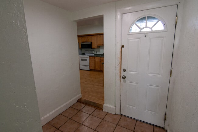 Photo - 103 Essex St Unit 1