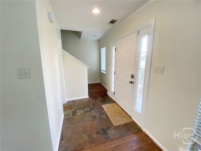 Photo - 205 Salt Landing Cir