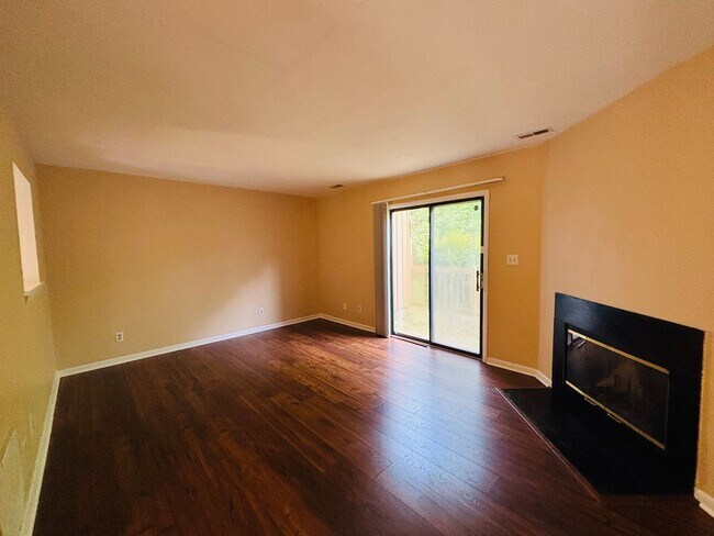 Photo - 233 Fairfax Rd